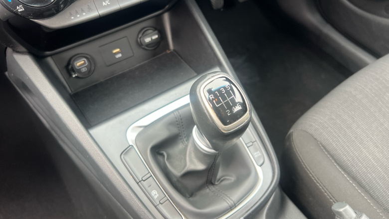 Hyundai Kona 1.0 TGDi 48V MHEV SE Connect 5dr Petrol Hatchback